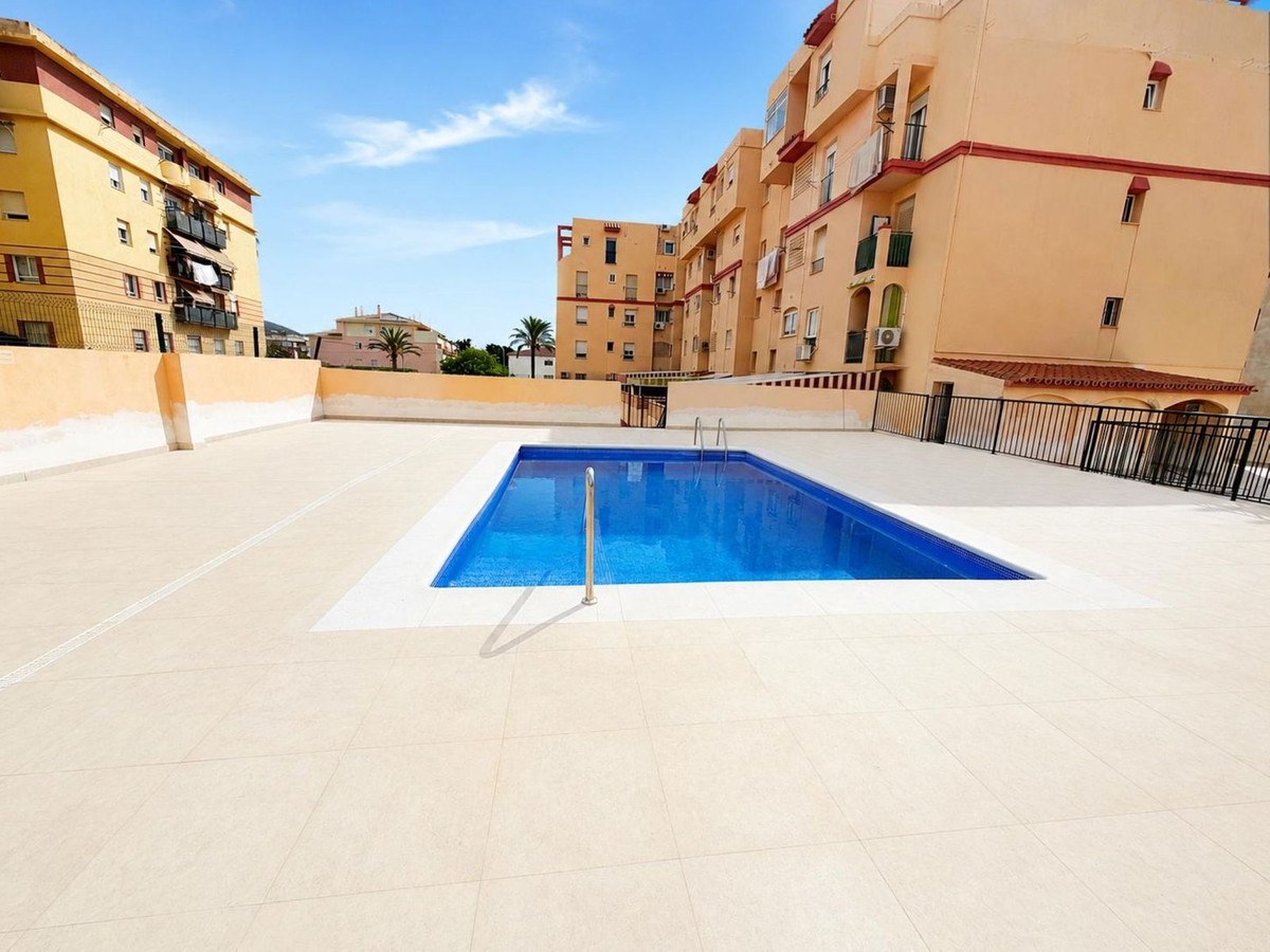 Apartamento com 1 Quarto à Venda em Benalmádena - Costa del Sol - 2