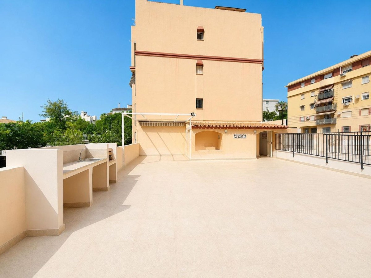 Apartamento com 1 Quarto à Venda em Benalmádena - Costa del Sol - 3