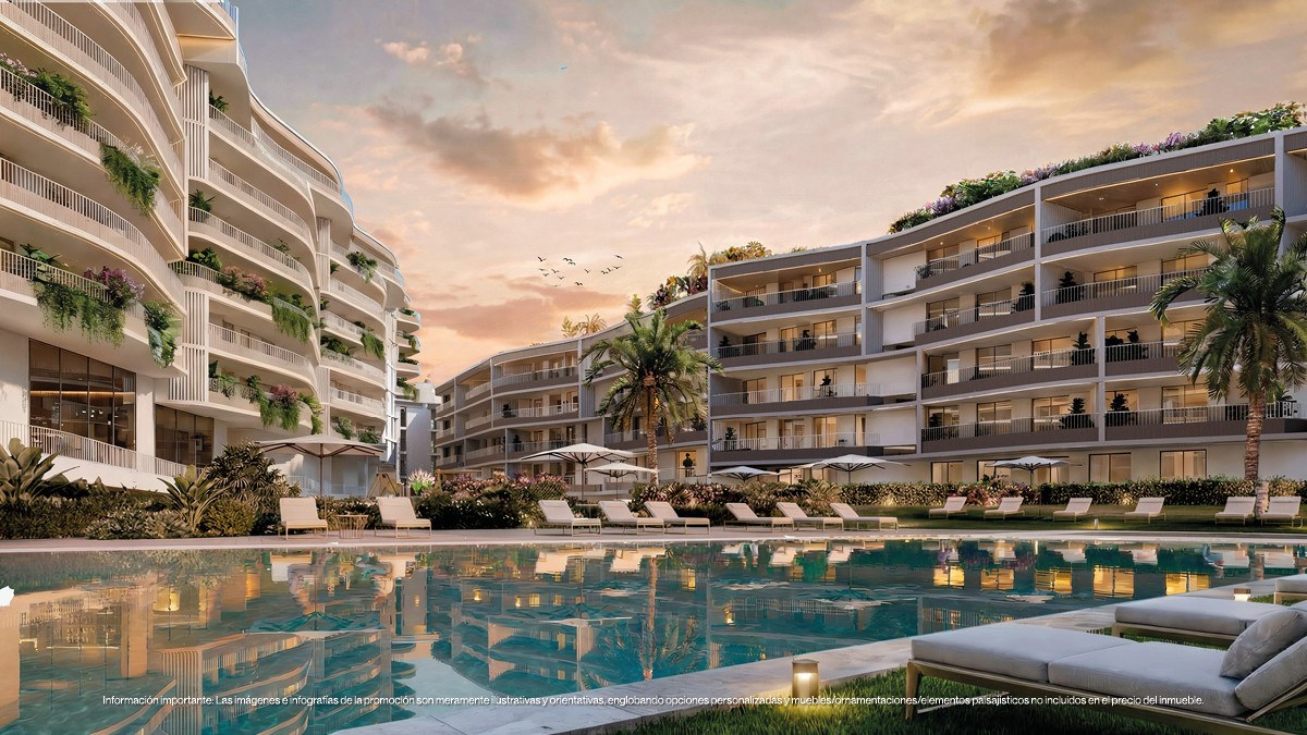Apartamento de 1 Dormitorio en Venta en Torremolinos, Costa del Sol - 2