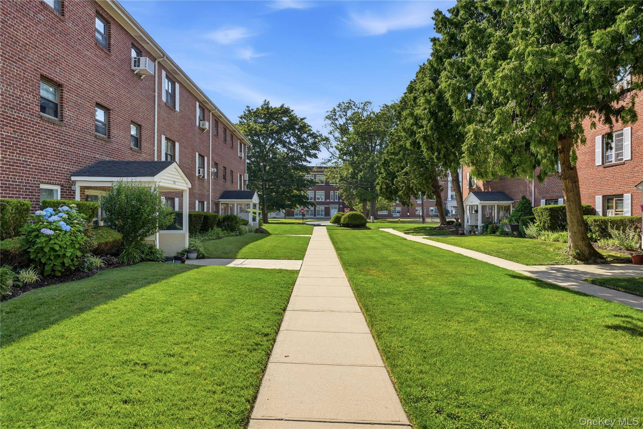 Apartamento com 1 Quartos à Venda em Amityville - Nova Iorque - EUA - 3