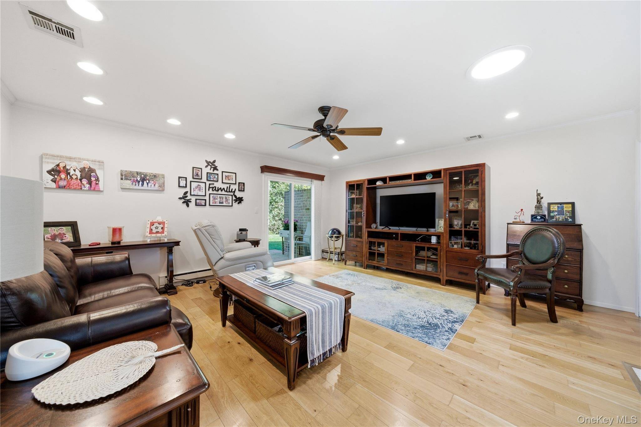 Apartamento com 1 Quartos à Venda em Amityville - Nova Iorque - EUA - 3