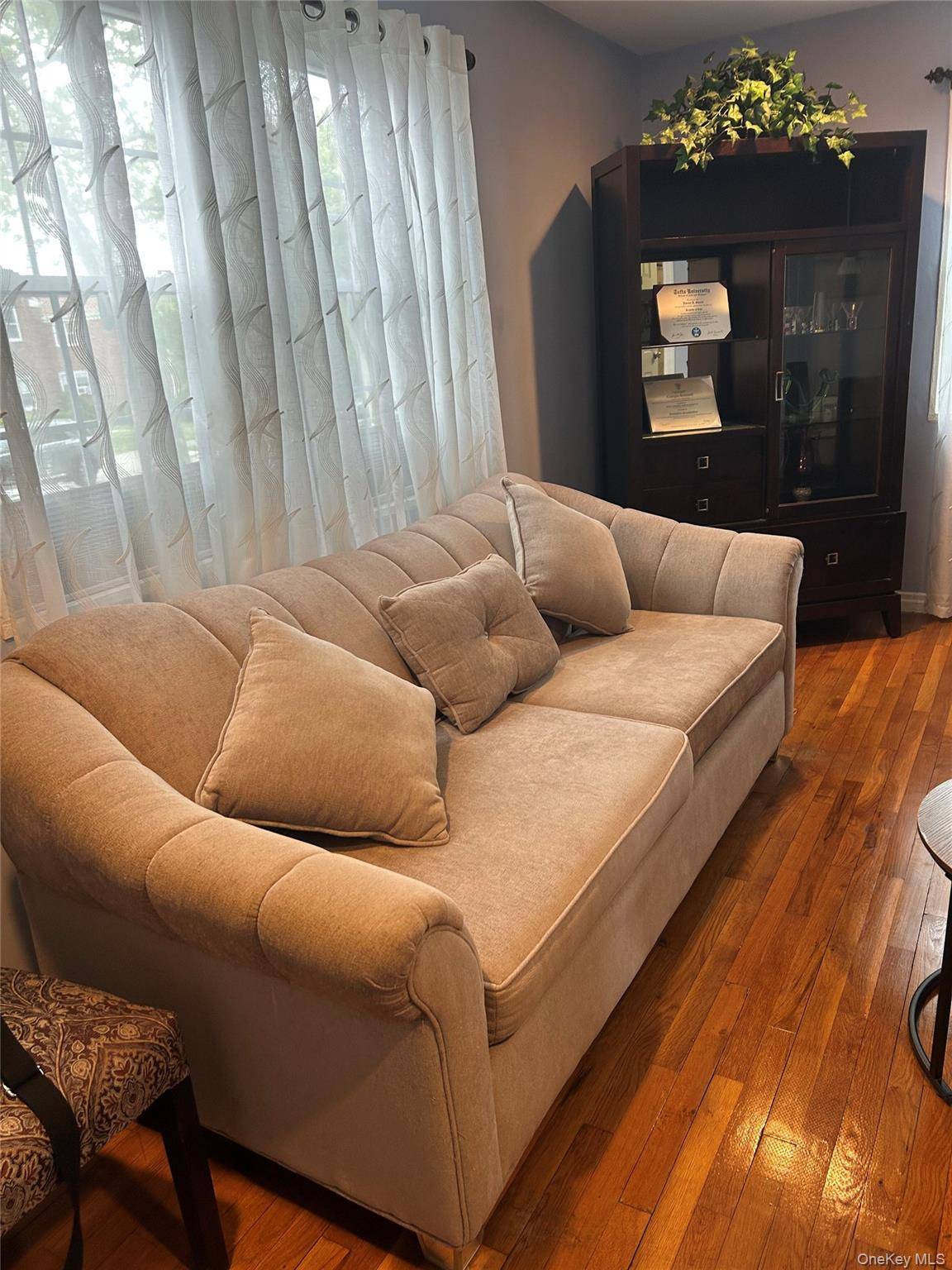 1 Bedroom Home for Sale in Bayside - New York - USA - 1