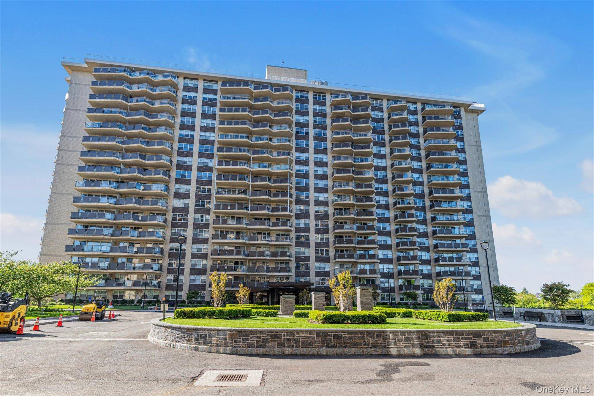 Apartamento de 1 Dormitorio en Venta en Bayside - Nueva York - EE. UU. - 1