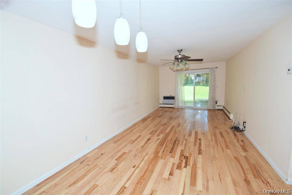 Apartamento de 1 Dormitorio en Venta en Bayside - Nueva York - EE. UU. - 5