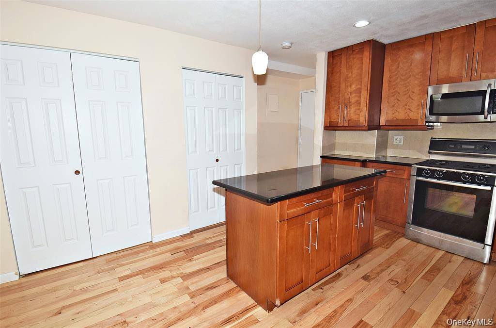Apartamento de 1 Dormitorio en Venta en Bayside - Nueva York - EE. UU. - 6