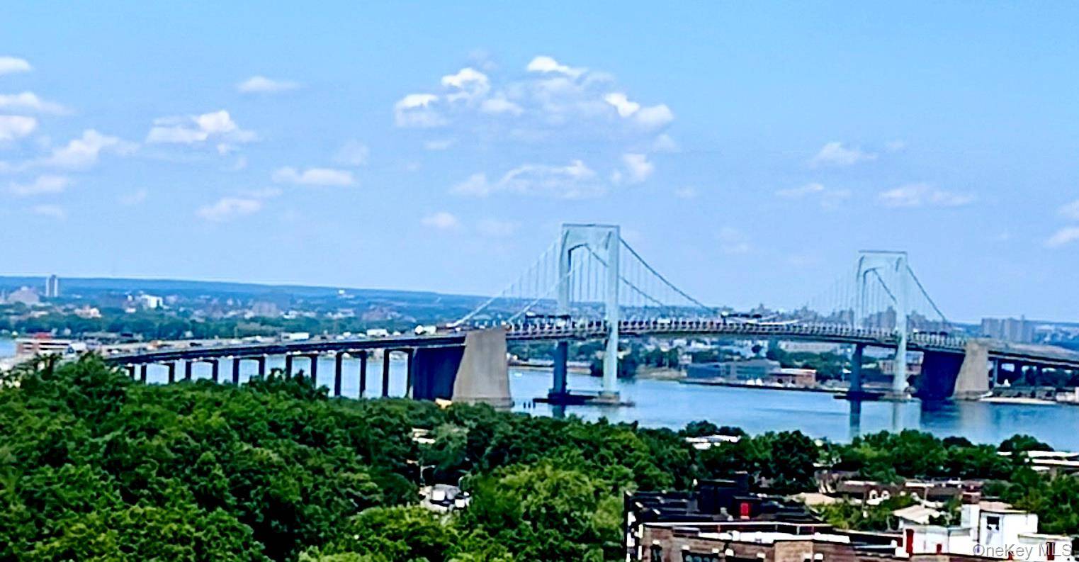 Apartamento de 1 Dormitorio en Venta en Bayside - Nueva York - EE. UU. - 1
