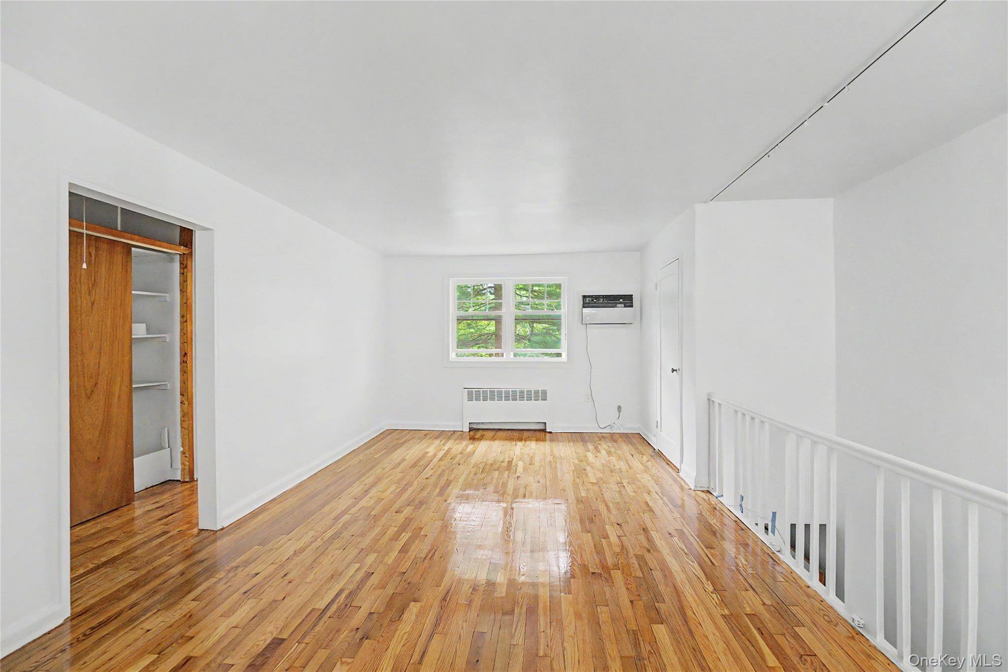 Apartamento com 1 Quartos à Venda em Bayside - Nova Iorque - EUA - 4