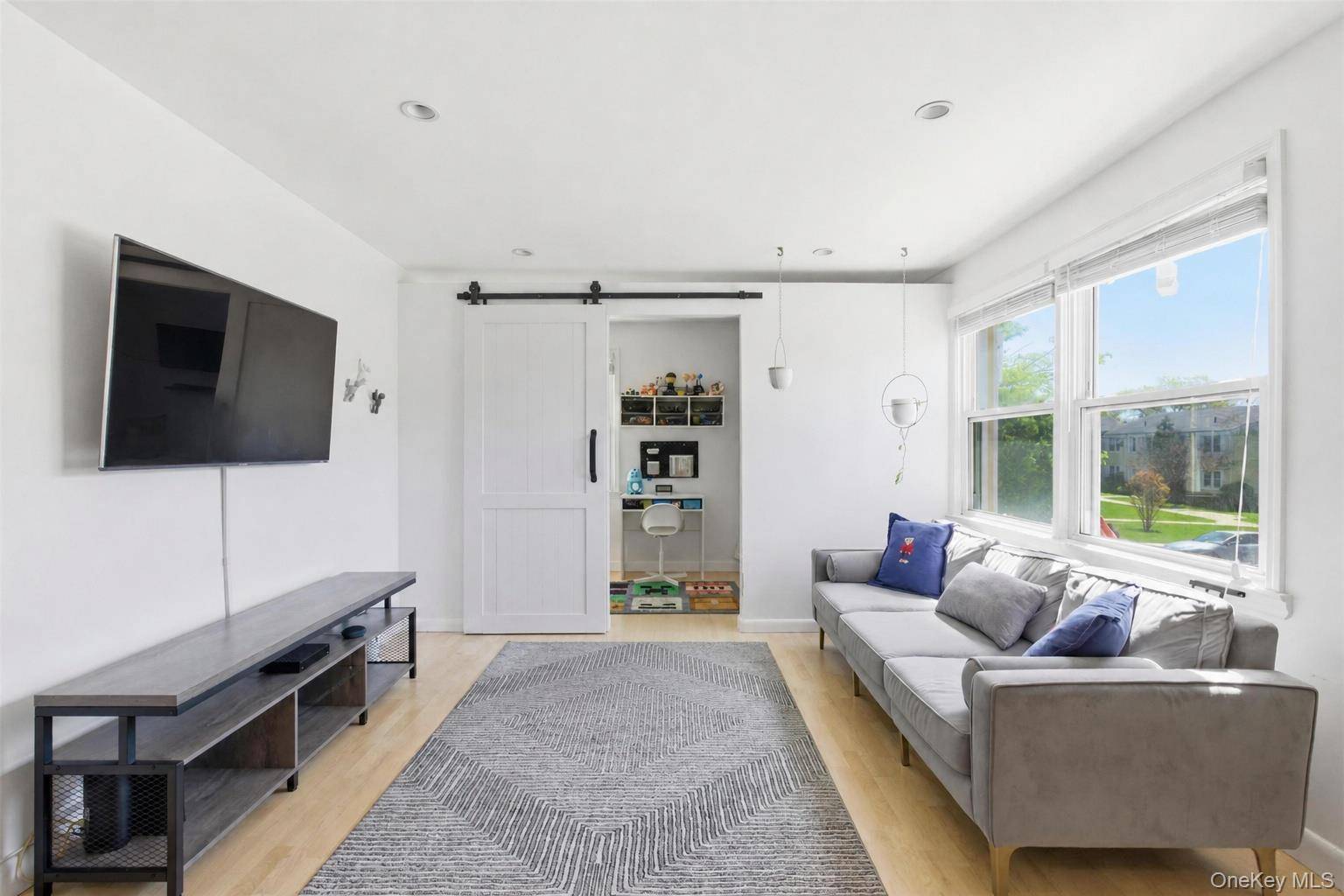 Apartamento com 1 Quartos à Venda em Bellerose - Nova Iorque - EUA - 3