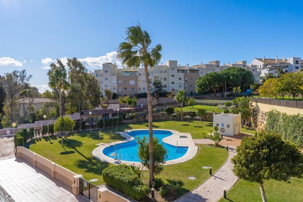 Apartamento de 1 Dormitorio en Venta en Benalmádena, Costa del Sol - 1