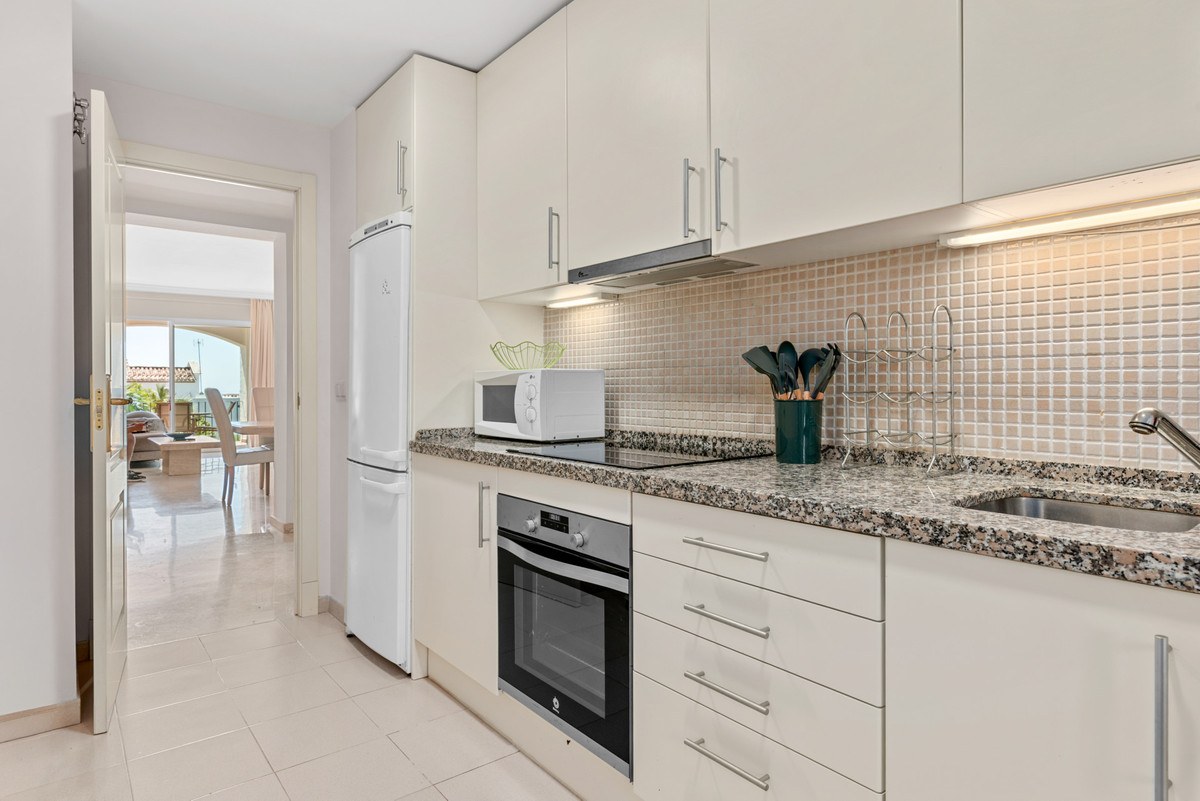 Apartamento de 1 Dormitorio en Venta en Benalmádena, Costa del Sol - 8
