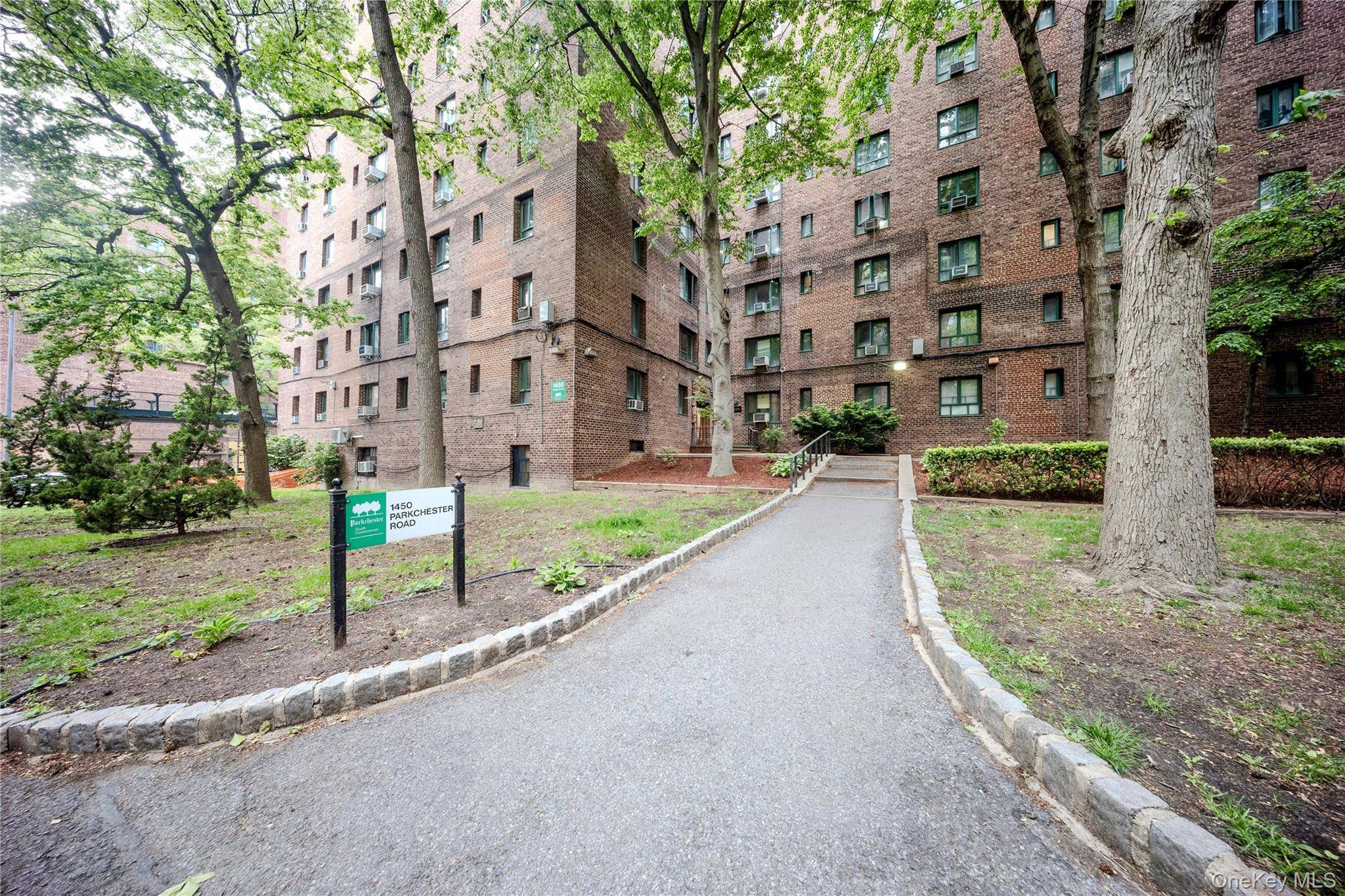 Apartamento com 1 Quartos à Venda em Bronx - Nova Iorque - EUA - 2