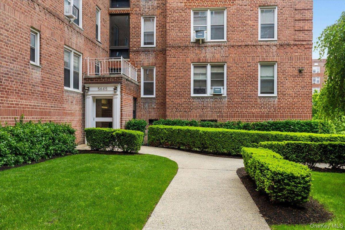 Apartamento de 1 Dormitorio en Venta en Bronx - Nueva York - EE. UU. - 3
