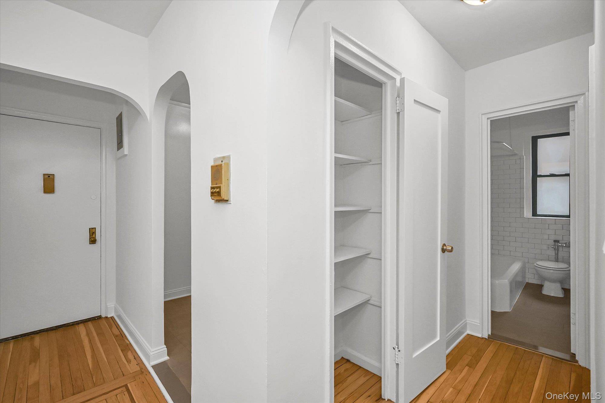 Apartamento de 1 Dormitorio en Venta en Bronx - Nueva York - EE. UU. - 4