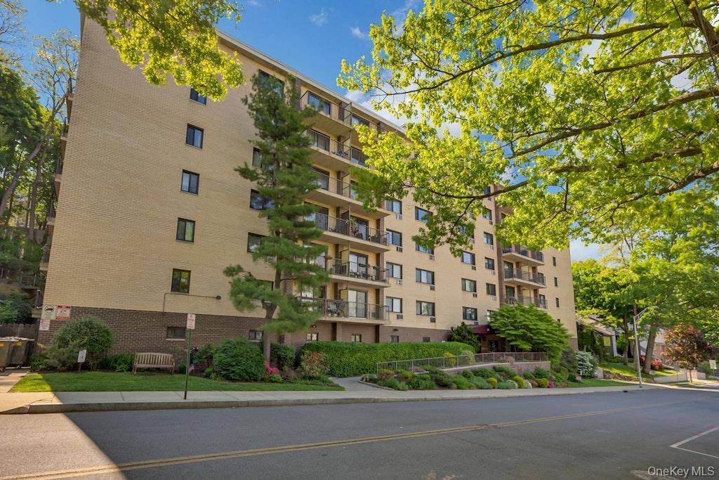 Apartamento de 1 Dormitorio en Venta en Bronxville - Nueva York - EE. UU. - 1