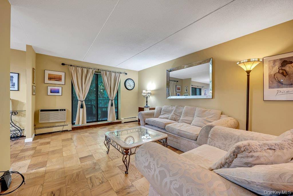 Apartamento de 1 Dormitorio en Venta en Bronxville - Nueva York - EE. UU. - 5
