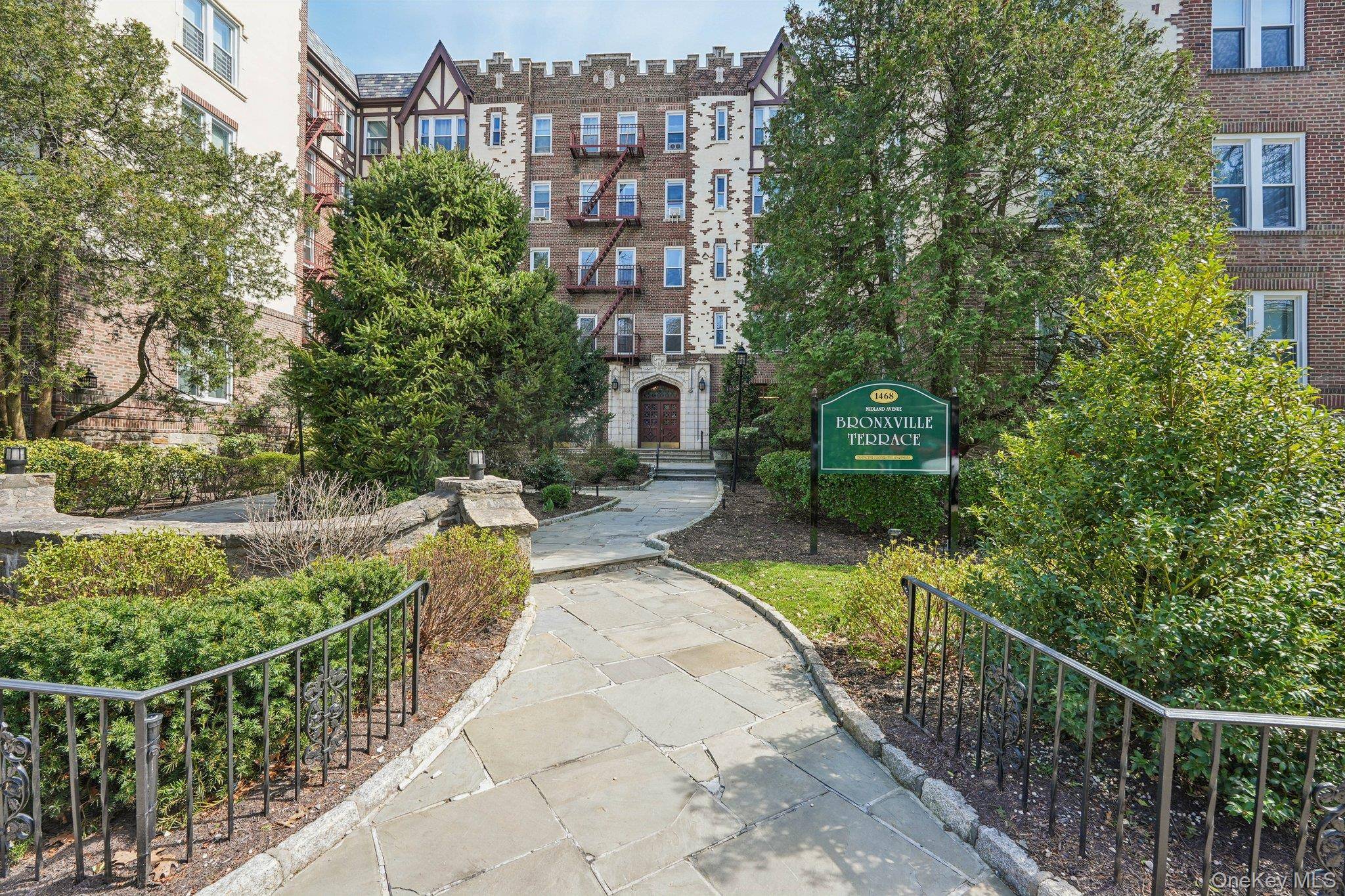 Apartamento de 1 Dormitorio en Venta en Bronxville - Nueva York - EE. UU. - 2