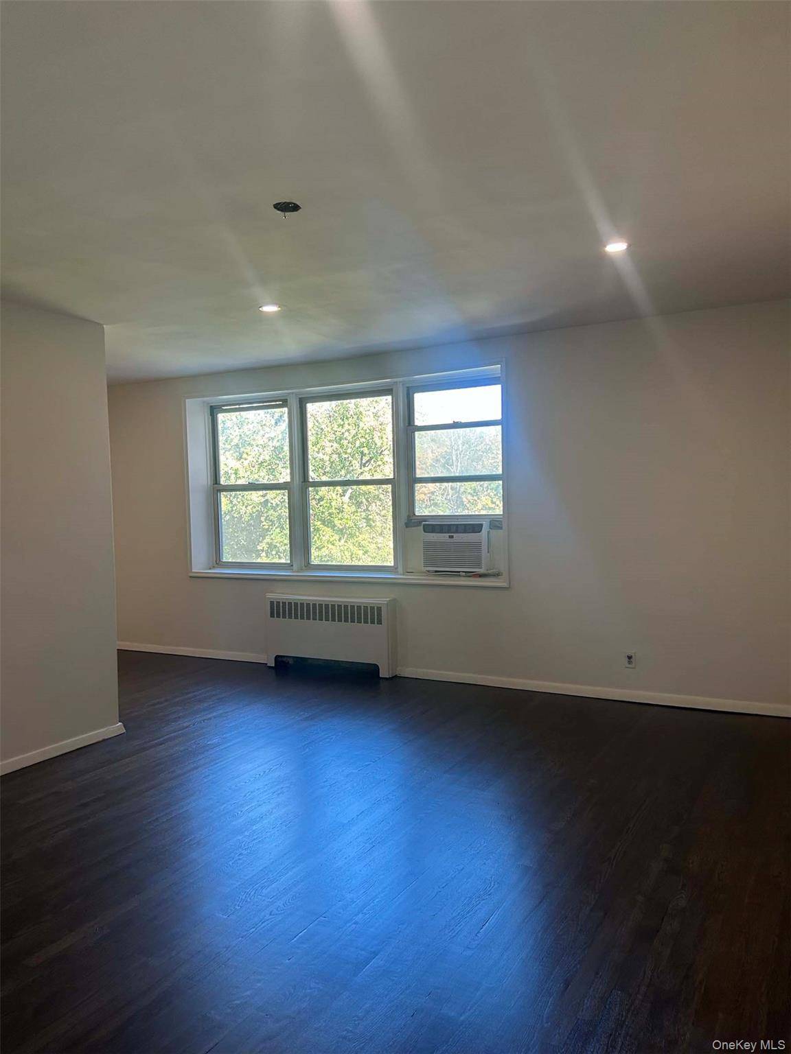 Apartamento de 1 Dormitorio en Venta en Bronxville - Nueva York - EE. UU. - 4