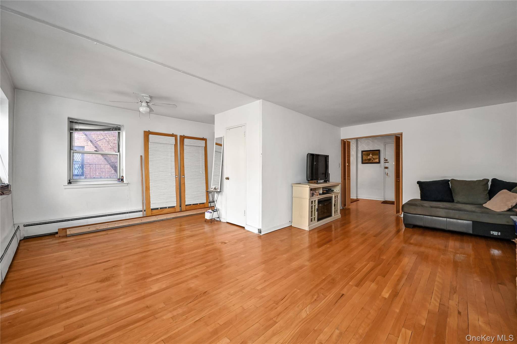 Apartamento com 1 Quartos à Venda em Corona - Nova Iorque - EUA - 4