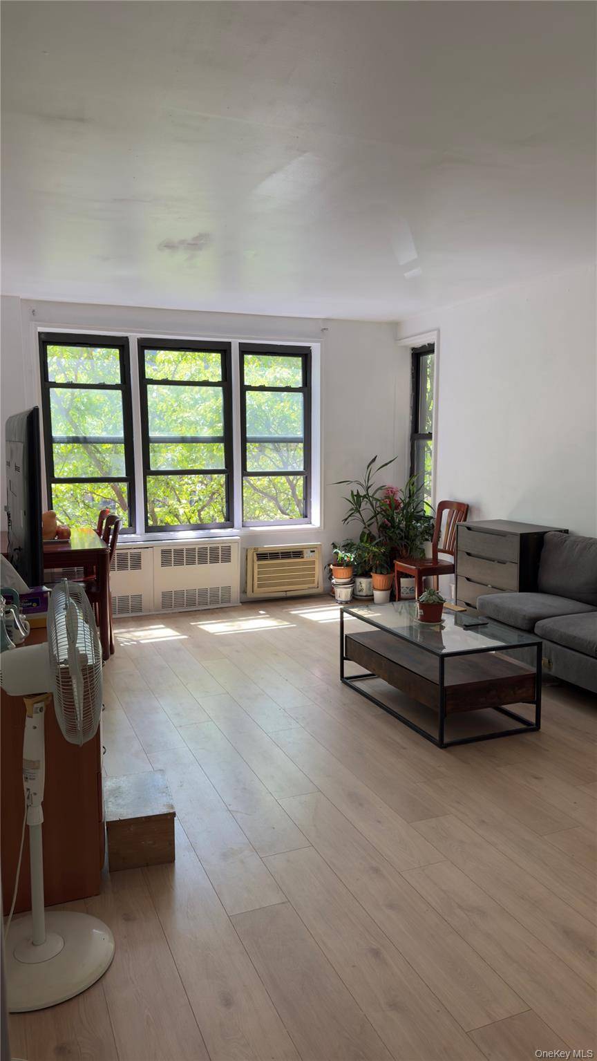 Apartamento com 1 Quartos à Venda em Corona - Nova Iorque - EUA - 5