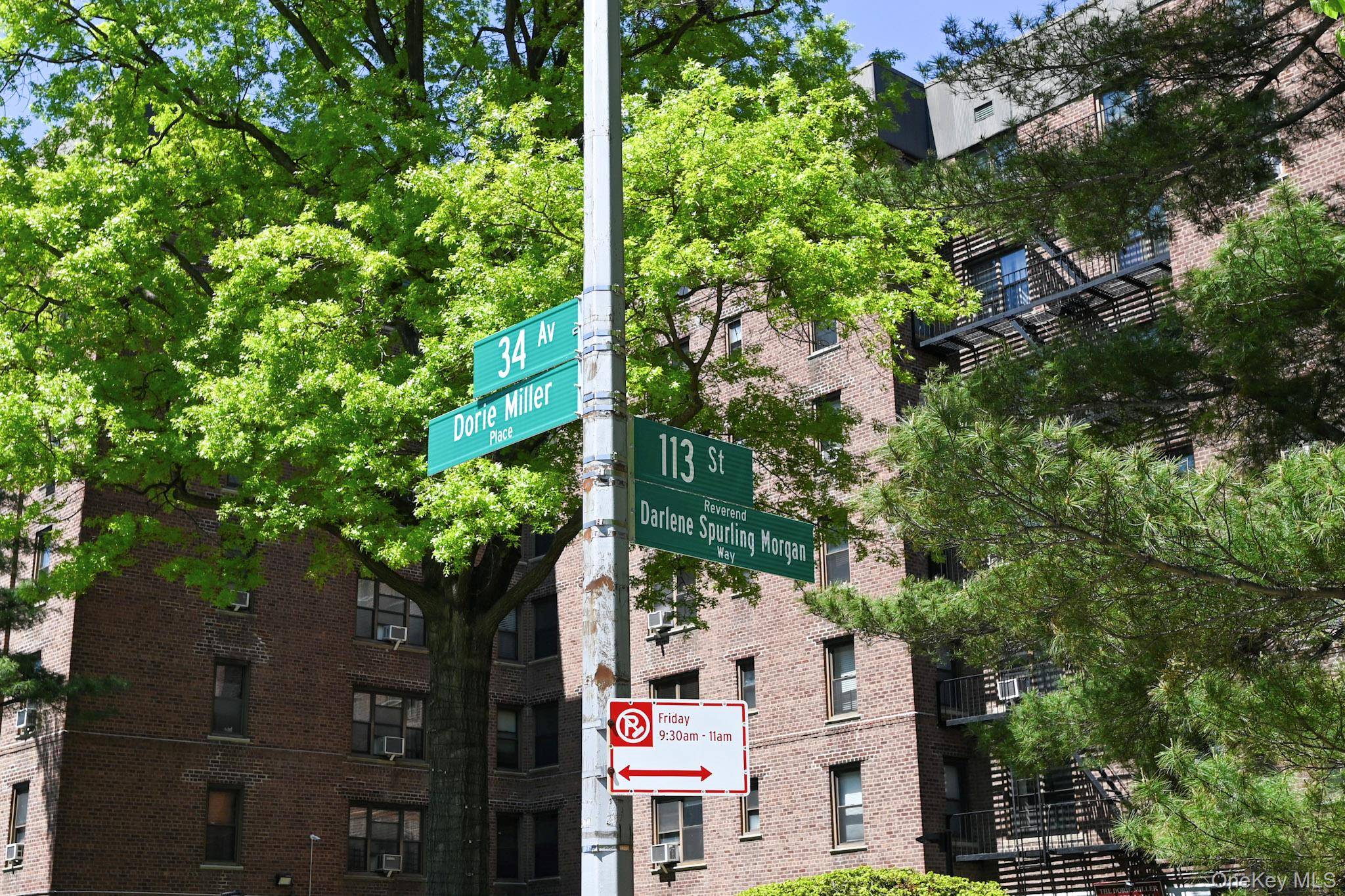Apartamento de 1 Dormitorio en Venta en Corona - Nueva York - EE. UU. - 4