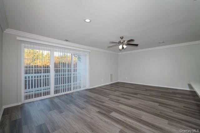 Apartamento com 1 Quartos à Venda em Farmingville - Nova Iorque - EUA - 5