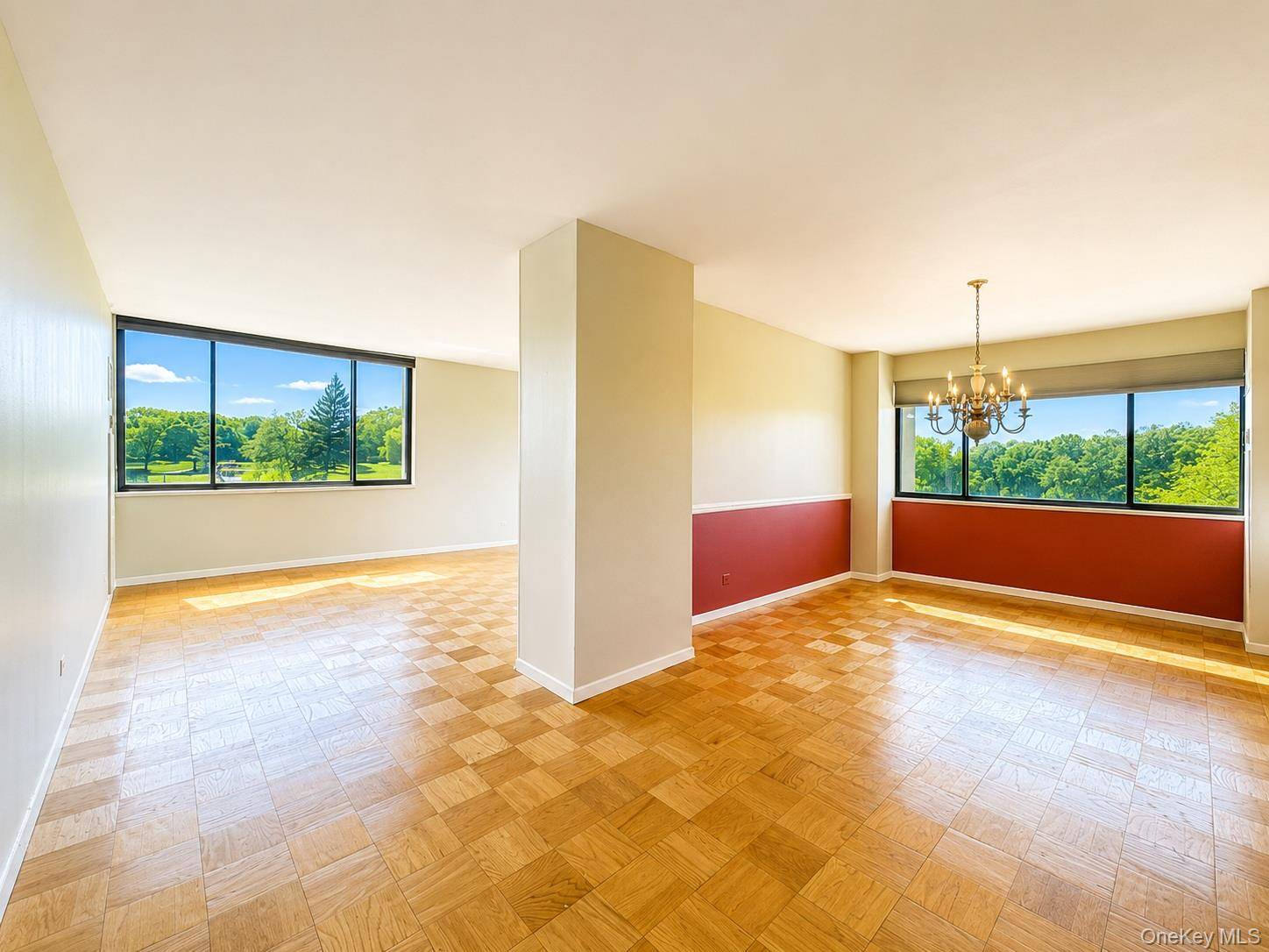 Apartamento de 1 Dormitorio en Venta en Floral Park - Nueva York - EE. UU. - 2