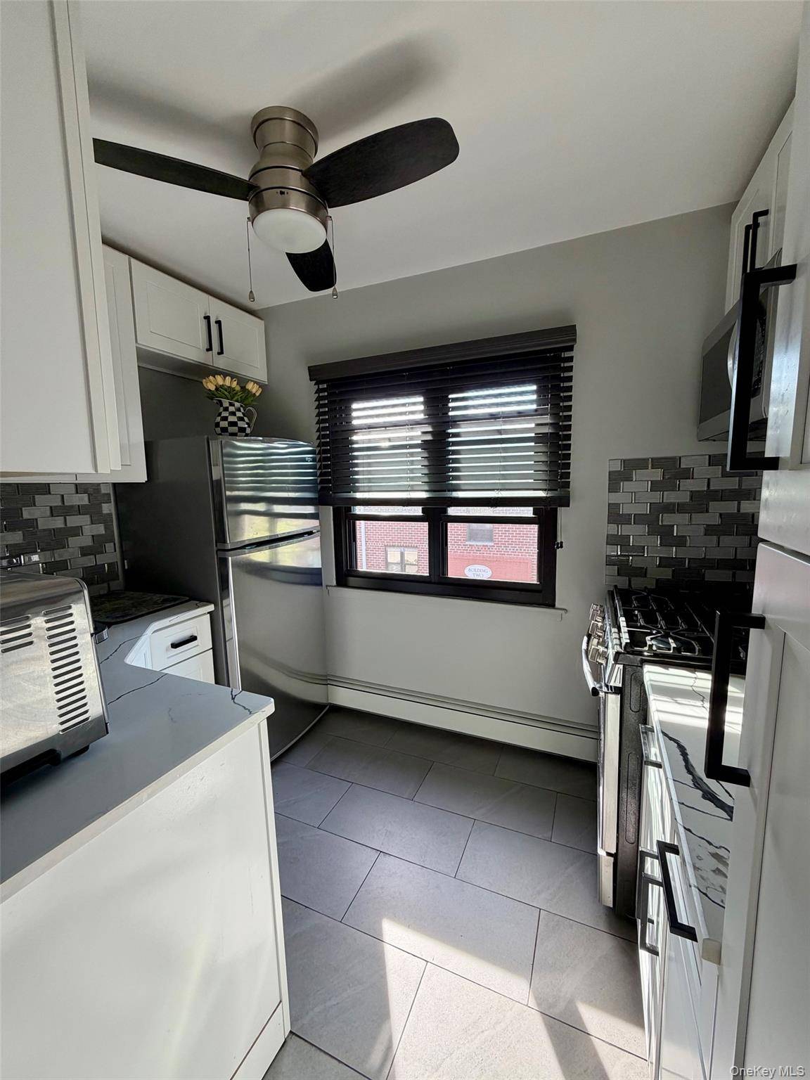 Apartamento com 1 Quartos à Venda em Floral Park - Nova Iorque - EUA - 2