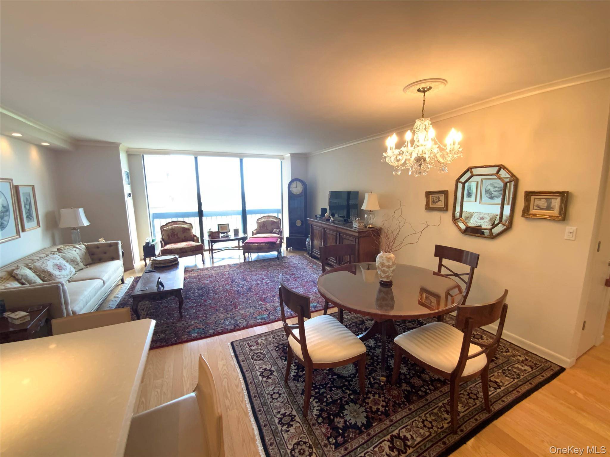 Apartamento com 1 Quartos à Venda em Floral Park - Nova Iorque - EUA - 6