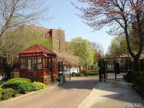 Apartamento com 1 Quartos à Venda em Flushing - Nova Iorque - EUA - 2