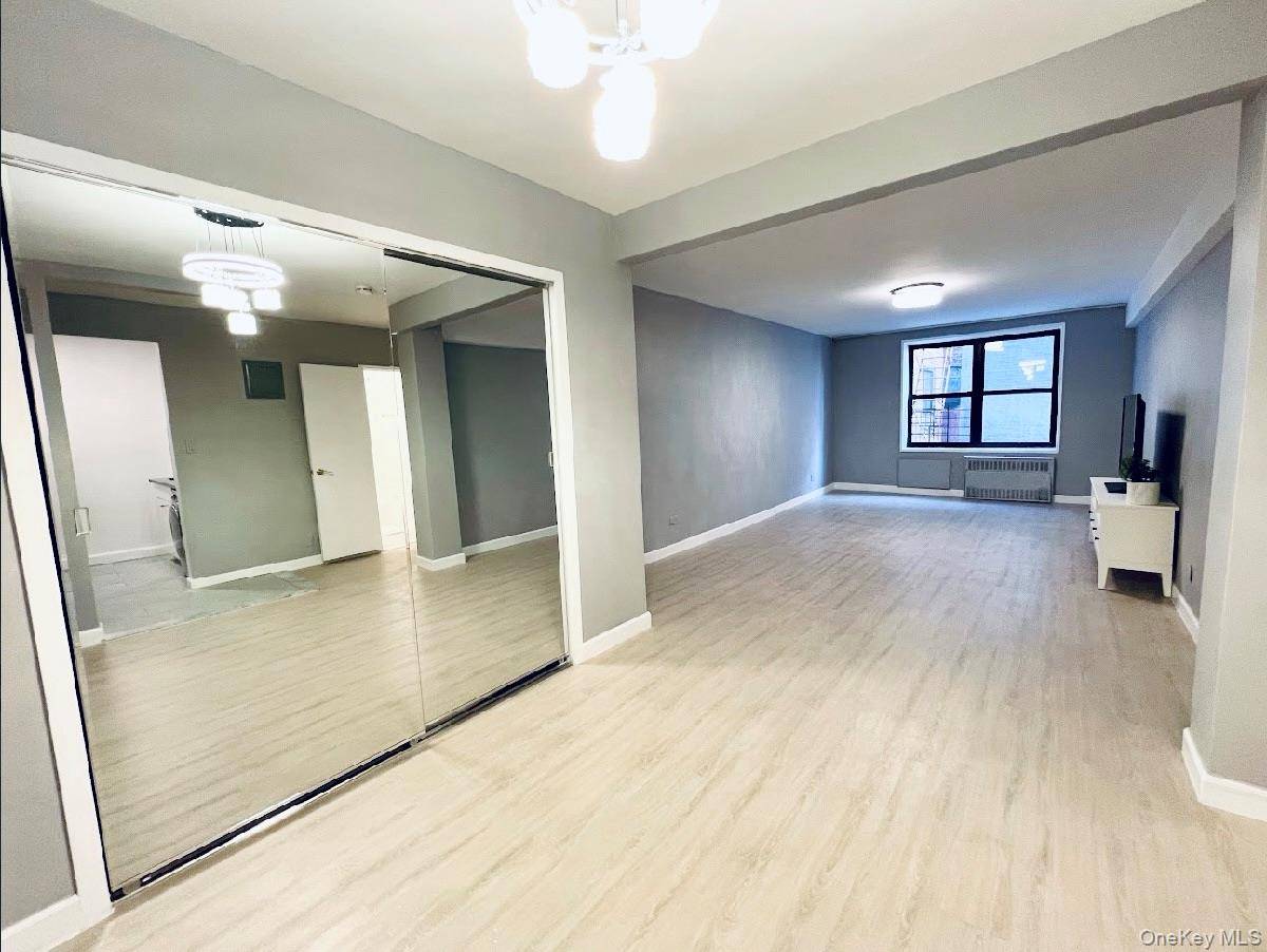 Apartamento com 1 Quartos à Venda em Flushing - Nova Iorque - EUA - 4