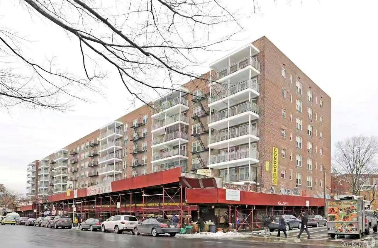 Apartamento de 1 Dormitorio en Venta en Flushing - Nueva York - EE. UU. - 1