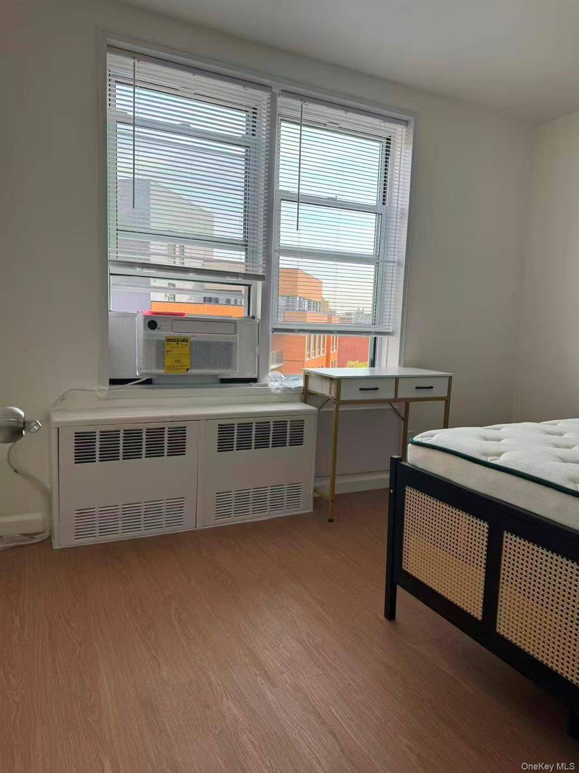 Apartamento de 1 Dormitorio en Venta en Flushing - Nueva York - EE. UU. - 8
