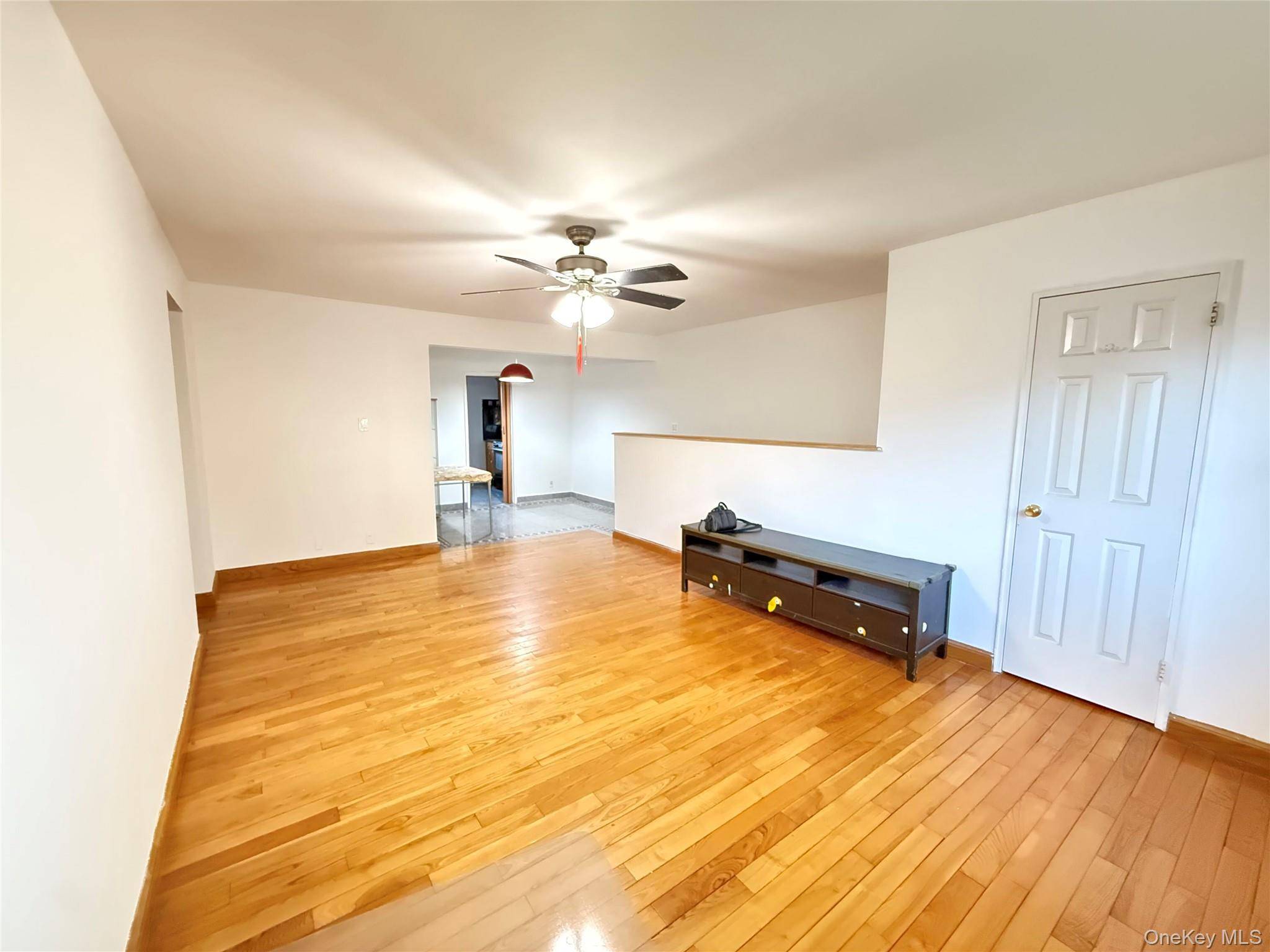 Apartamento com 1 Quartos à Venda em Flushing - Nova Iorque - EUA - 2