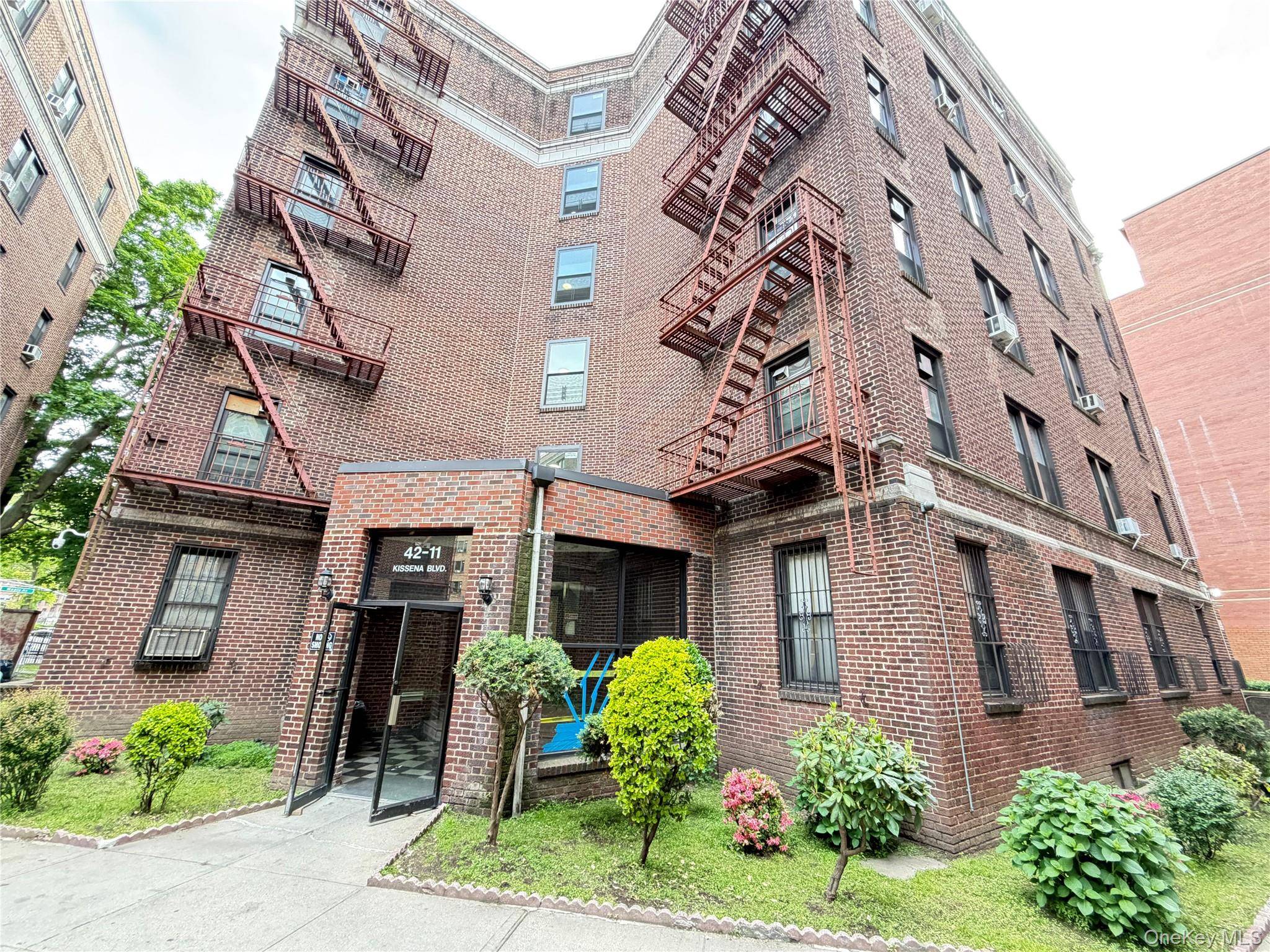 Apartamento com 1 Quartos à Venda em Flushing - Nova Iorque - EUA - 1