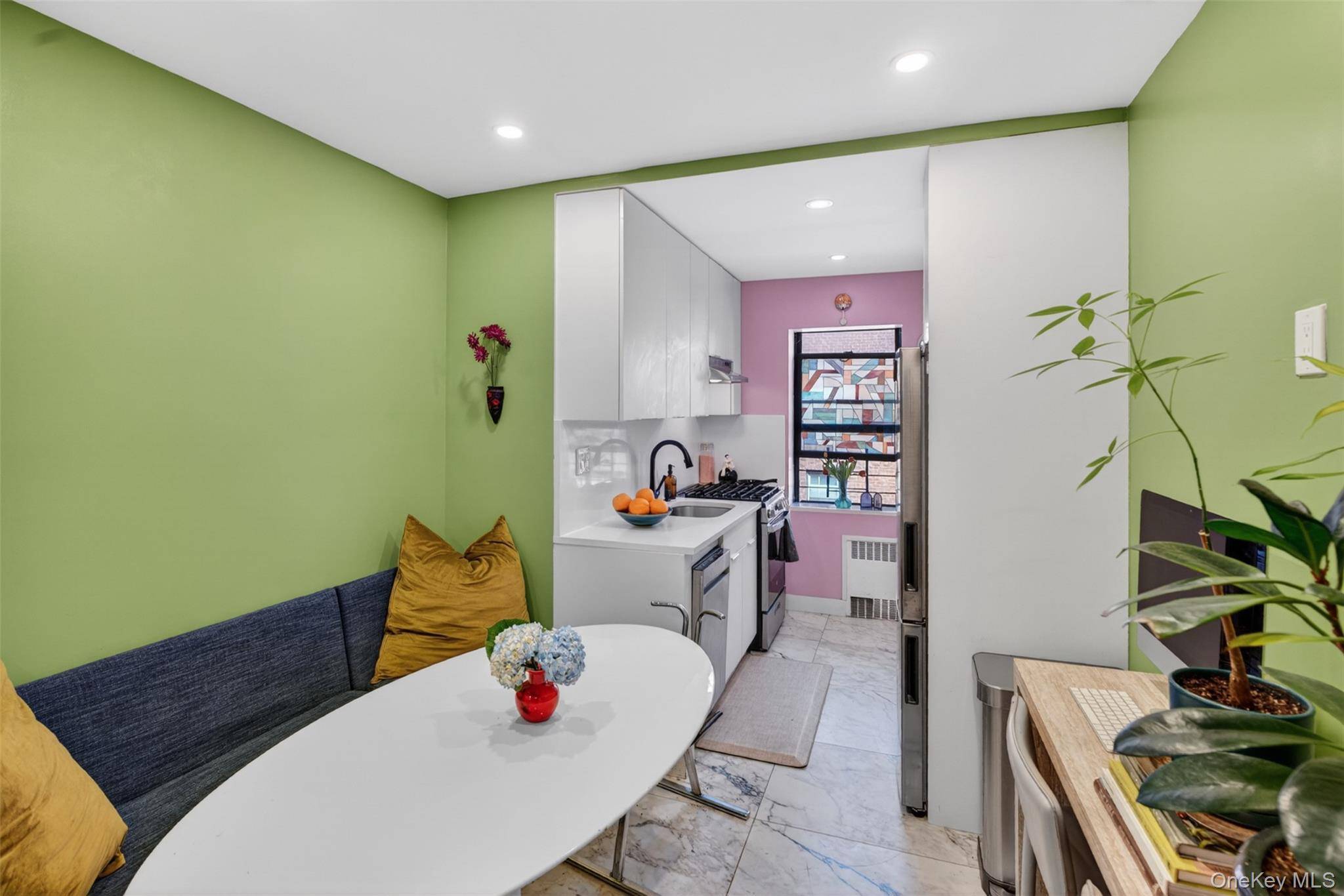 Apartamento com 1 Quartos à Venda em Forest Hills - Nova Iorque - EUA - 4