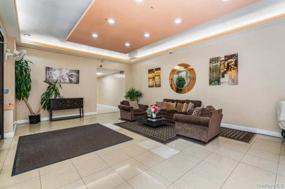 Apartamento de 1 Dormitorio en Venta en Forest Hills - Nueva York - EE. UU. - 2