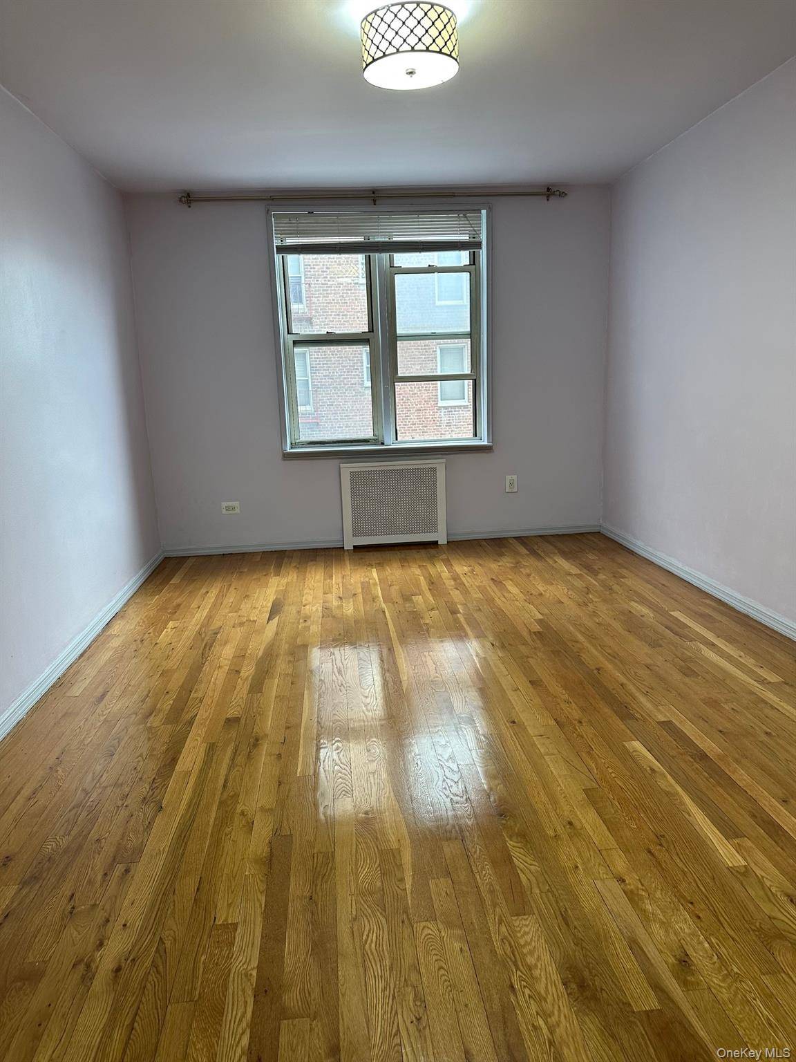 Apartamento de 1 Dormitorio en Venta en Forest Hills - Nueva York - EE. UU. - 4