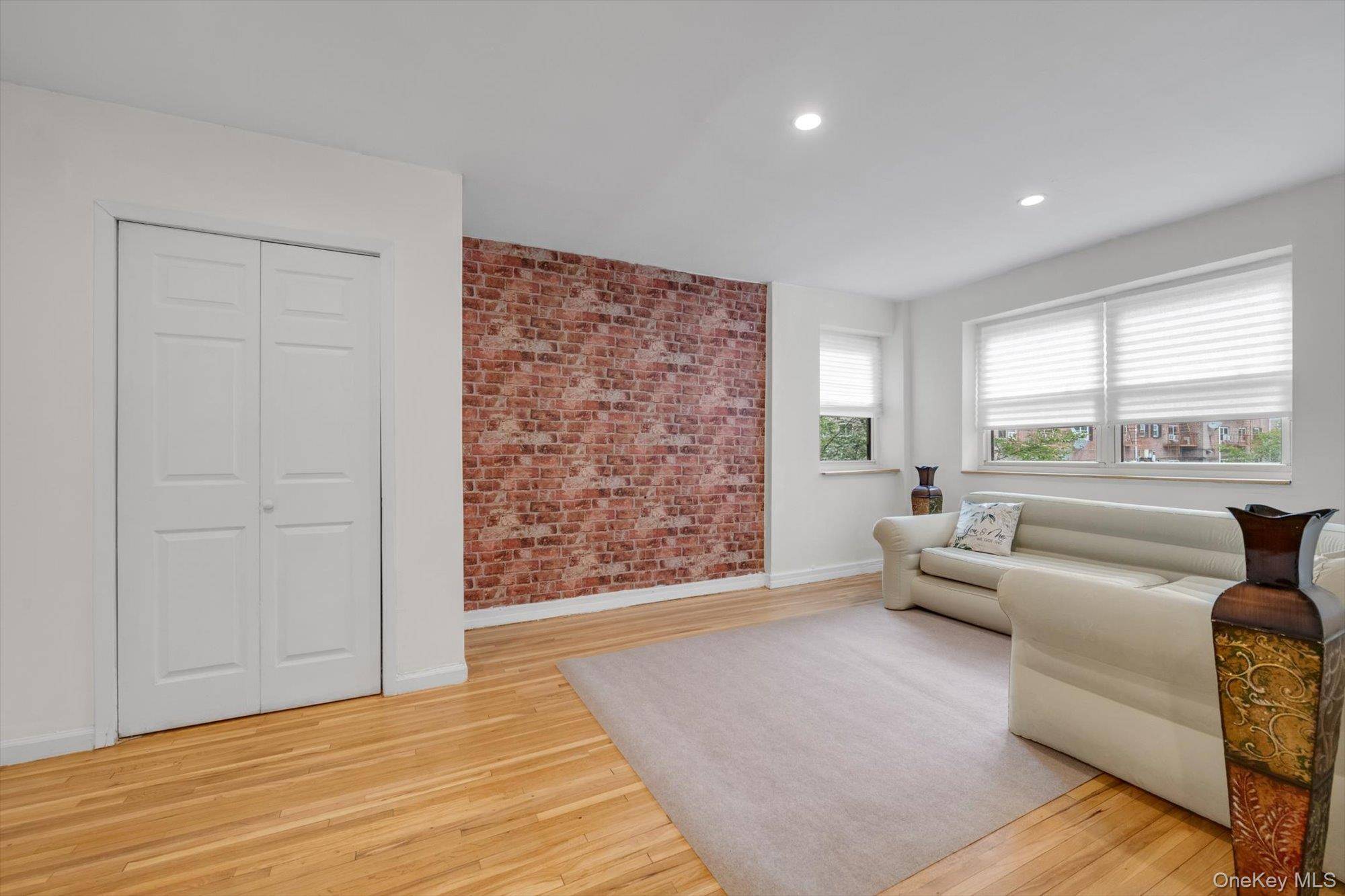 Apartamento com 1 Quartos à Venda em Forest Hills - Nova Iorque - EUA - 3