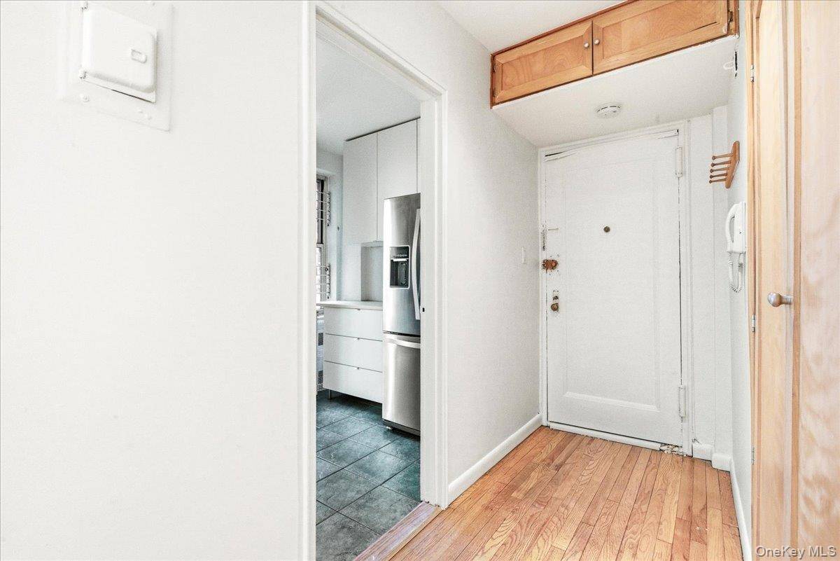 Apartamento de 1 Dormitorio en Venta en Forest Hills - Nueva York - EE. UU. - 4
