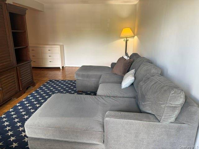 Apartamento de 1 Dormitorio en Venta en Freeport - Nueva York - EE. UU. - 5