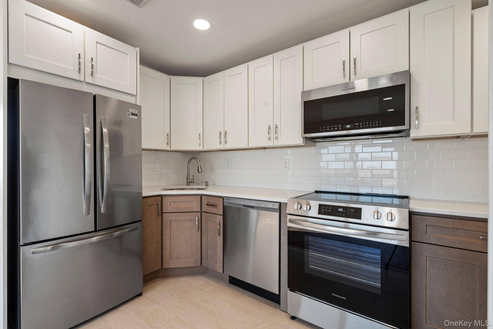 Apartamento de 1 Dormitorio en Venta en Freeport - Nueva York - EE. UU. - 2