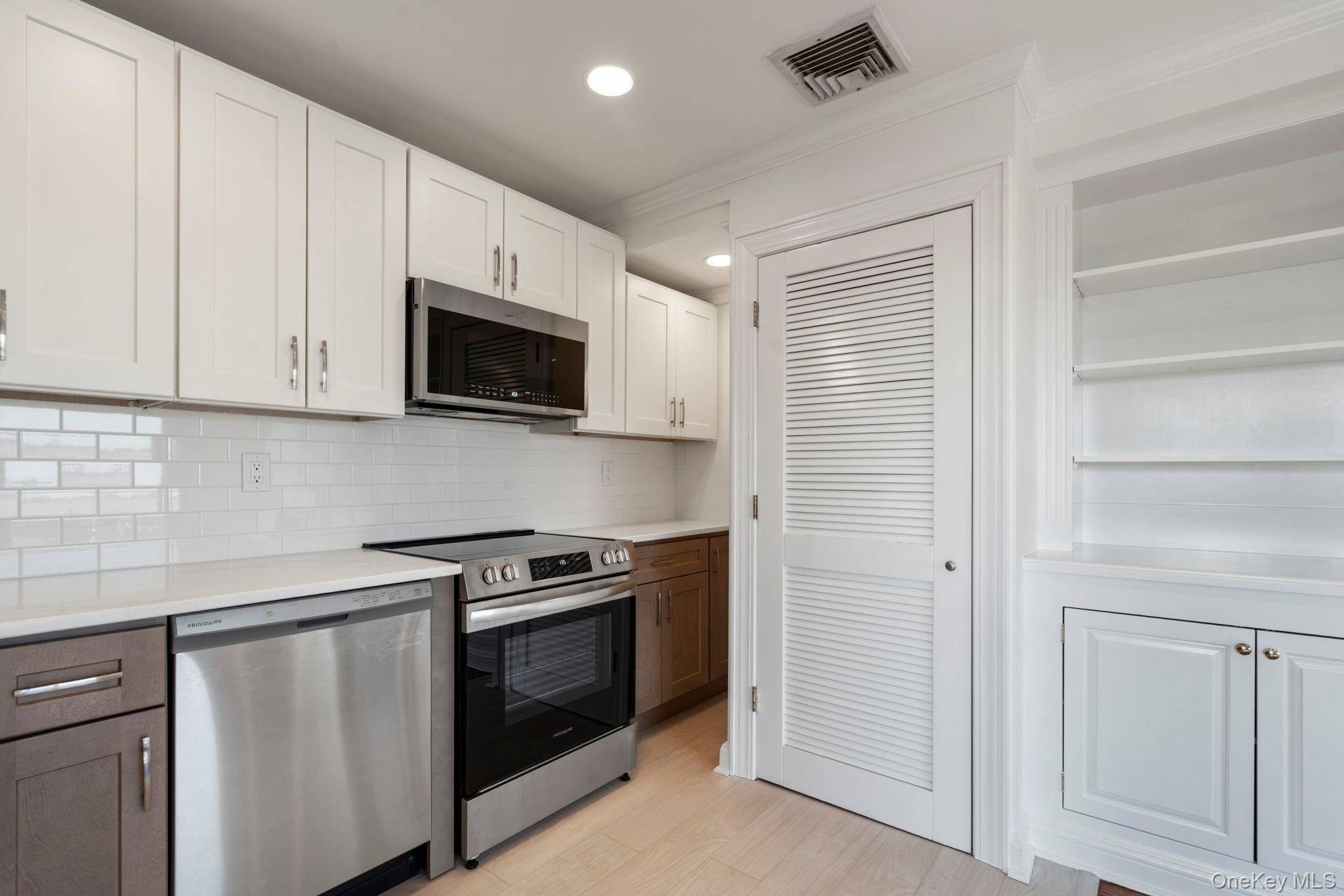 Apartamento de 1 Dormitorio en Venta en Freeport - Nueva York - EE. UU. - 7