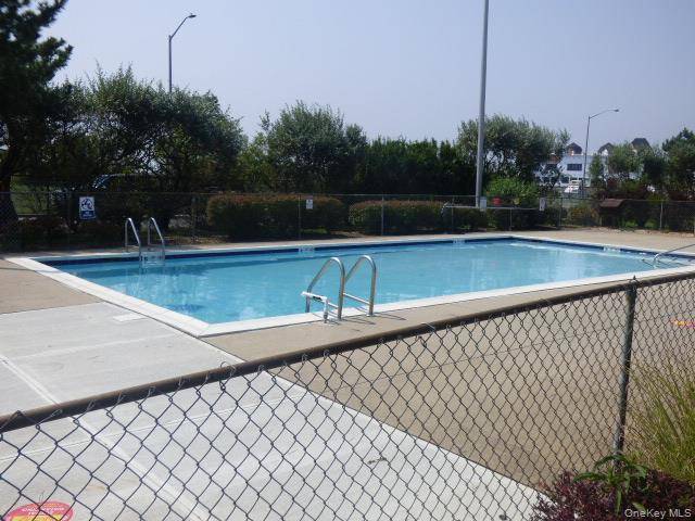 Apartamento de 1 Dormitorio en Venta en Freeport - Nueva York - EE. UU. - 3
