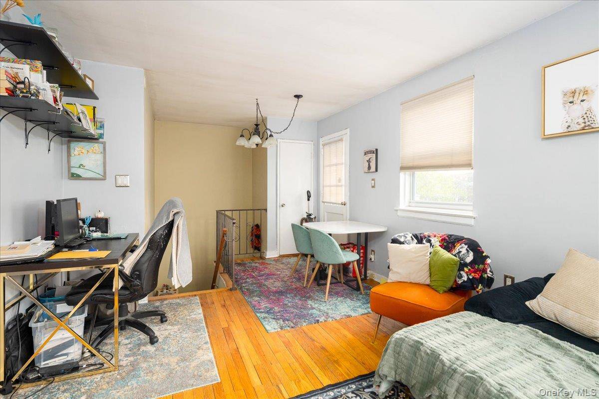 Apartamento de 1 Dormitorio en Venta en Glen Oaks - Nueva York - EE. UU. - 8