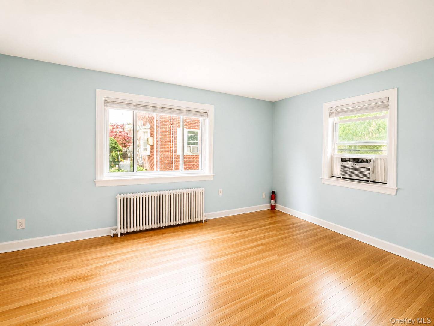 Apartamento com 1 Quartos à Venda em Glen Oaks - Nova Iorque - EUA - 6