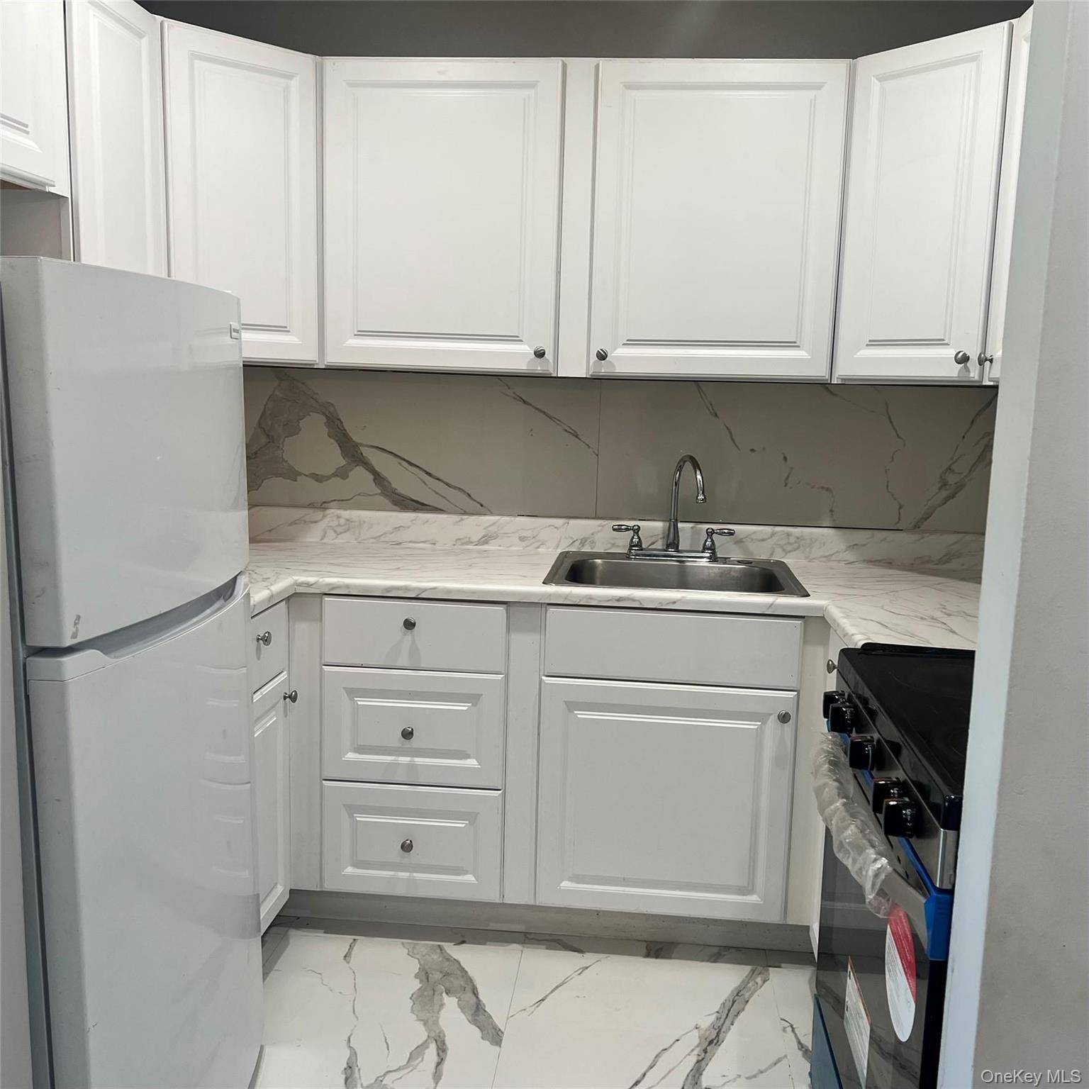 Apartamento de 1 Dormitorios en Venta en Greenport, Nueva York, EE. UU. - 4