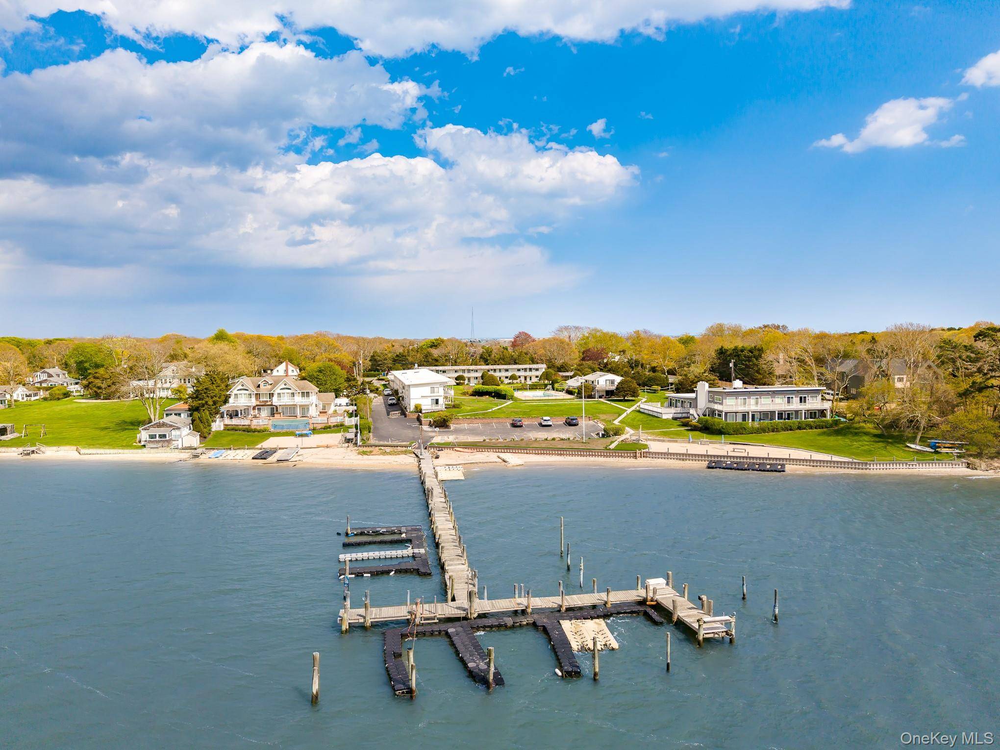 Apartamento com 1 Quartos à Venda em Hampton Bays - Nova Iorque - EUA - 2