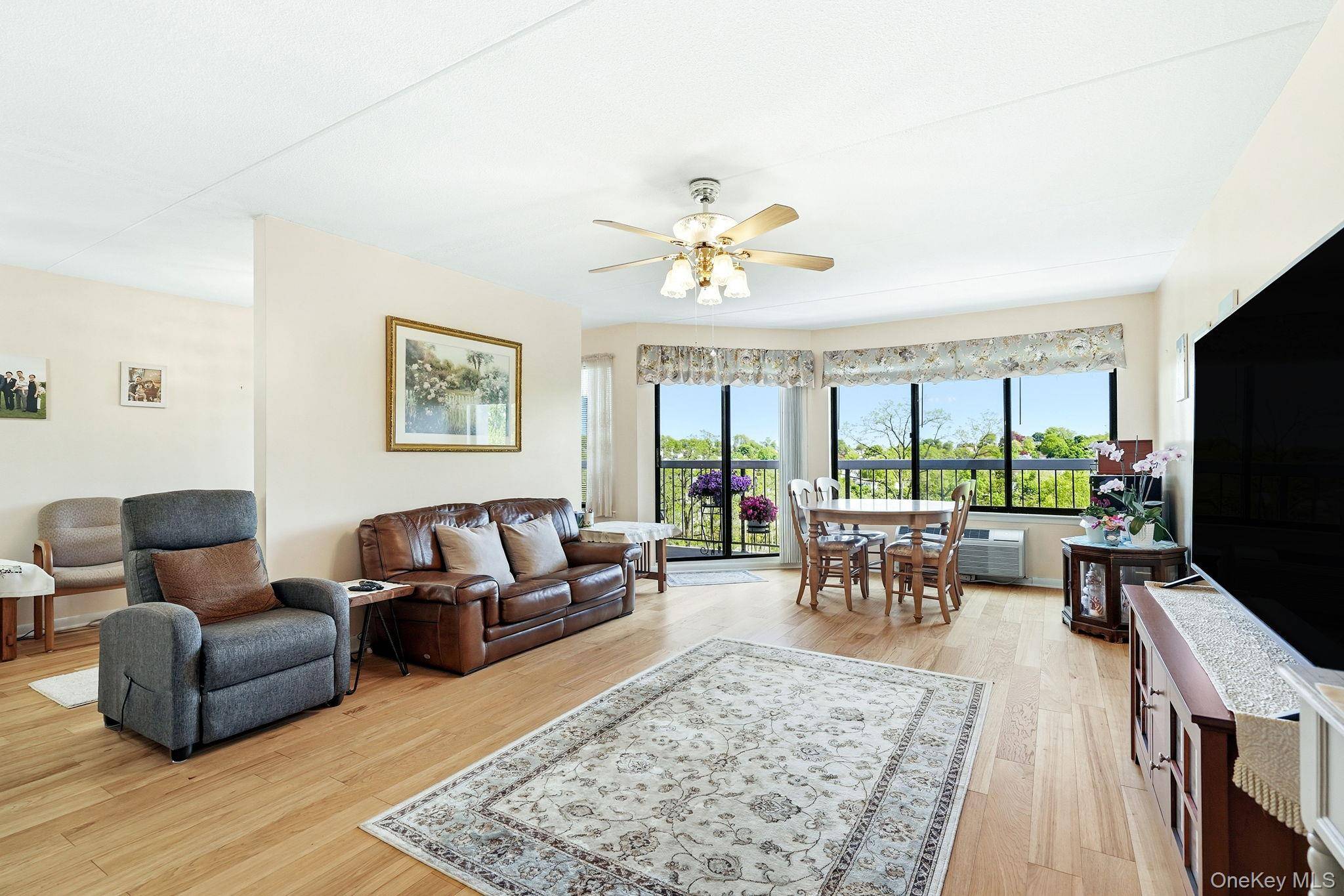 Apartamento com 1 Quartos à Venda em Hartsdale - Nova Iorque - EUA - 5