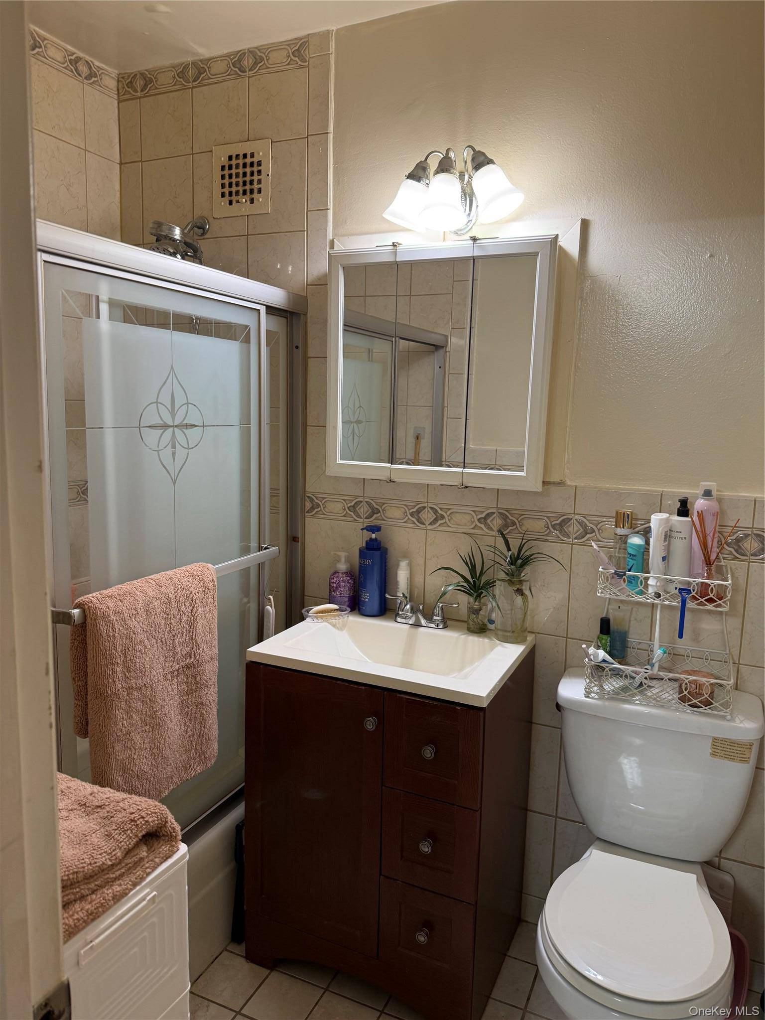 Apartamento de 1 Dormitorio en Venta en Hempstead - Nueva York - EE. UU. - 8