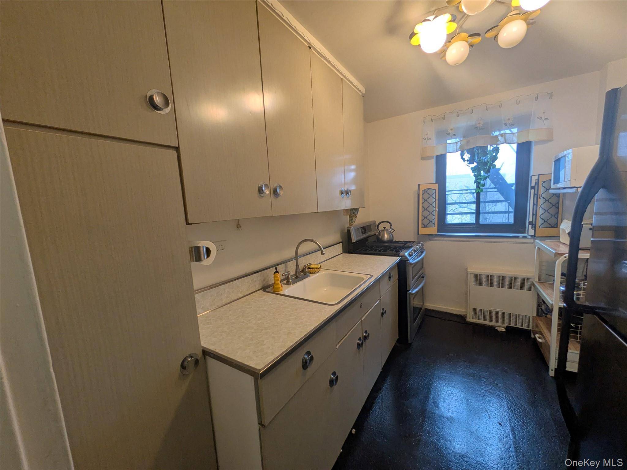 Apartamento de 1 Dormitorio en Venta en Hollis - Nueva York - EE. UU. - 7